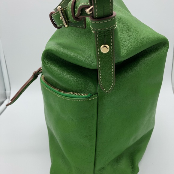 Dooney and Bourke Dillen Medium Pocket Sac - Picture 3 of 8